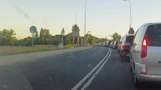 Gigantyczne korki na przejściach granicznych z Niemcami