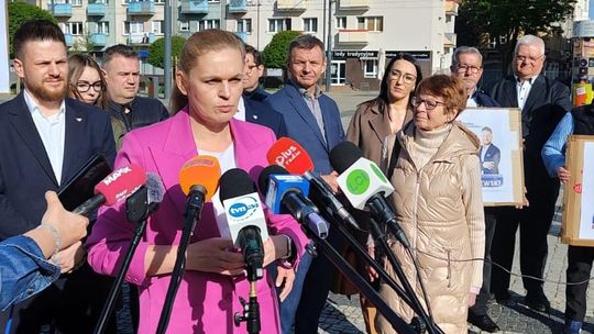 Ministra Barbara Nowacka odwiedziła szkoły w Gorzowie