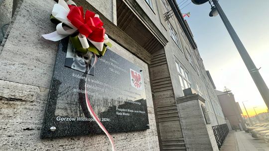 W centrum Gorzowa pojawiła się tablica ku pamięci Grażyny Wojciechowskiej