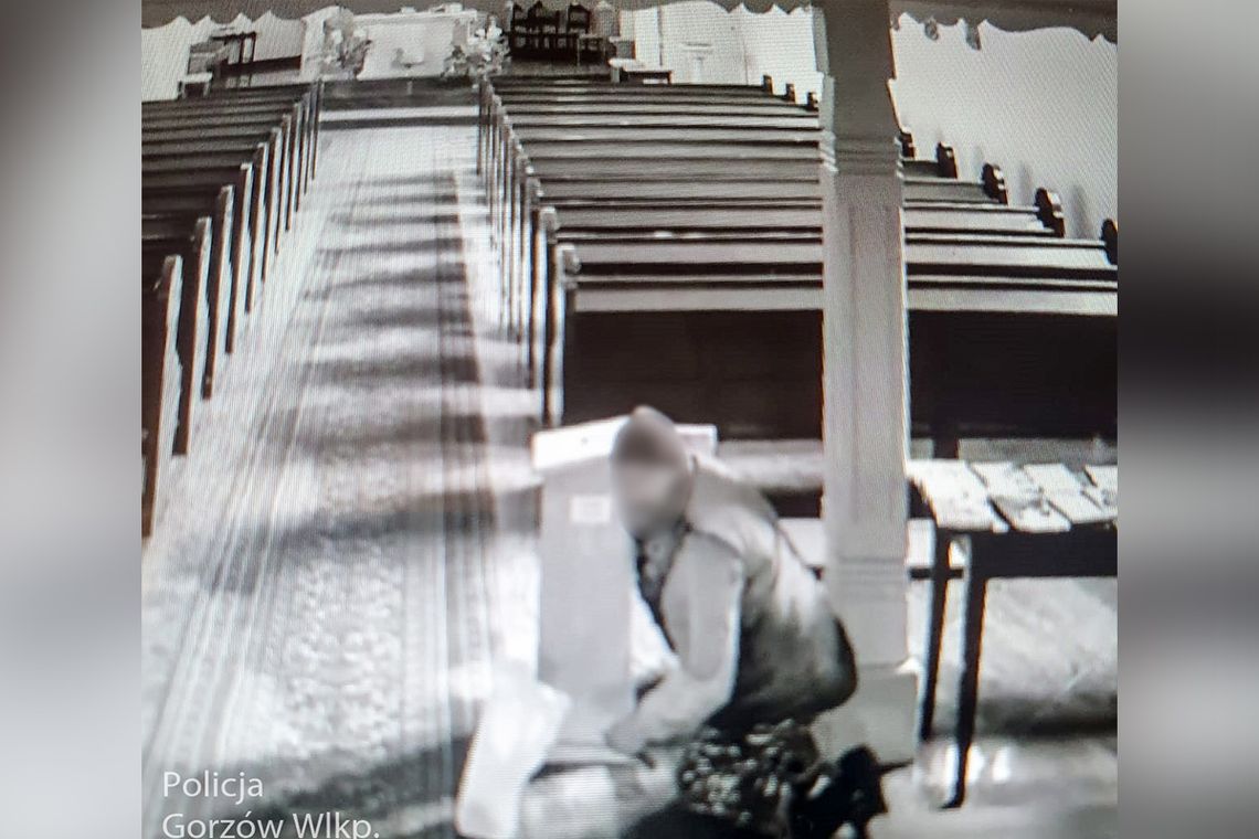 Włamał się do skarbonki z pieniędzmi w kościele [wideo]